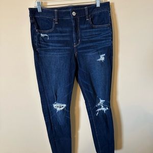 Dark Blue American Eagle ripped jeans!